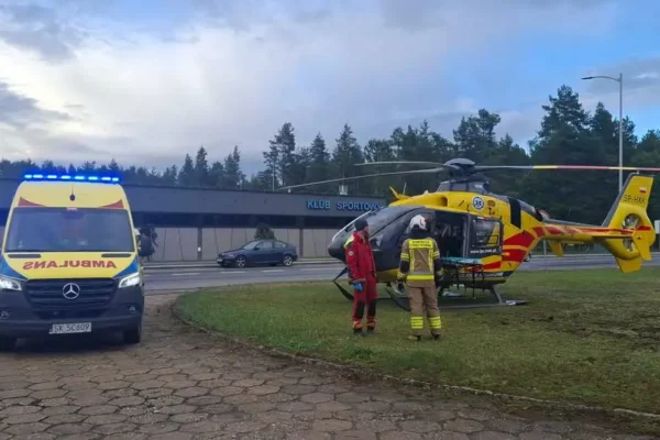 Izolowane zdarzenie medyczne na ul. Fabrycznej w Kaletach – jedna osoba trafiła do szpitala