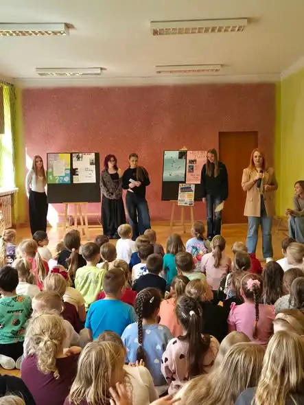 Konwent wyborczy w Szkole Podstawowej nr 1 w Radzionkowie – uczniowie wybierają Samorząd Uczniowski
