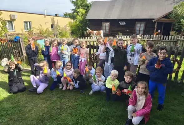 Jesienna wyprawa klas 2c i 3d do Agroskałki w Przybynowie