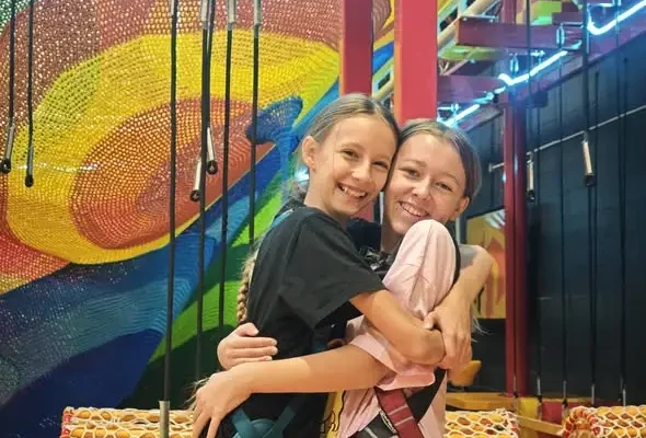 Klasa 5c z SP8 podbija FlyPark – dzień pełen emocji i akrobacji